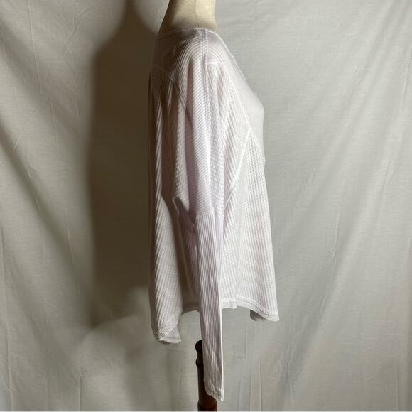 Free People Leo Henley White Waffle Knit Flowy Long Sleeve Top size small - Picture 3 of 7